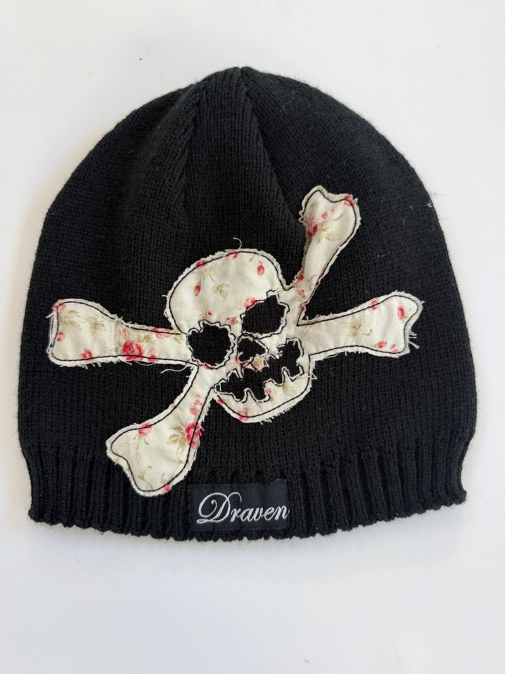 Women's Black Knit Beanie with Floral Skull & Crossbones Applique
